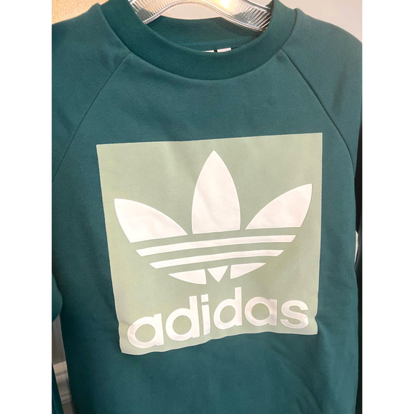 Adidas Crewneck - Picture 2 of 4